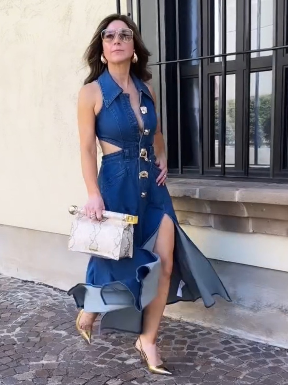 Urban Revivo Cut‎ Out Denim Maxi Dress - Picture 13 of 16